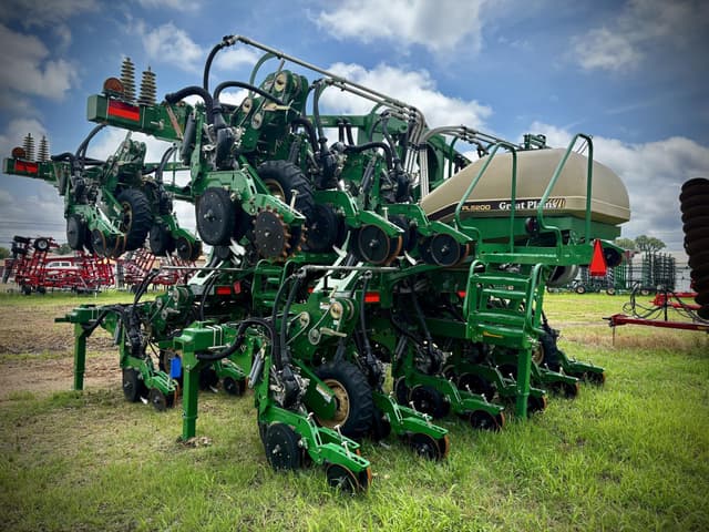 Image of Great Plains PL5200 equipment image 2