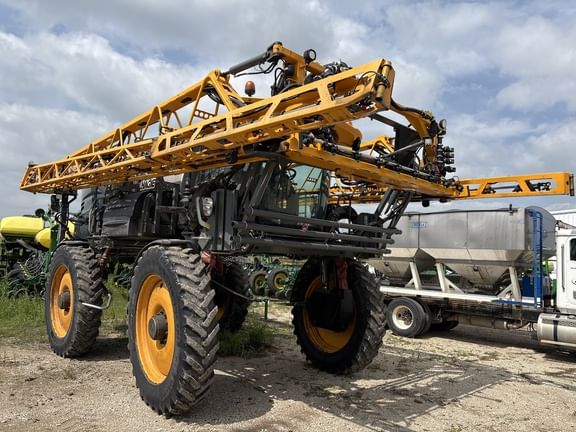 2021 Hagie STS12 Equipment Image0