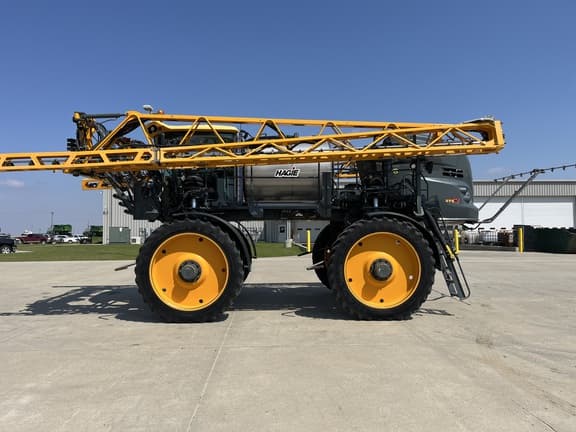 Image of Hagie STS12 equipment image 1