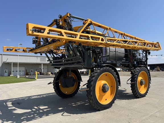 2021 Hagie STS12 Equipment Image0