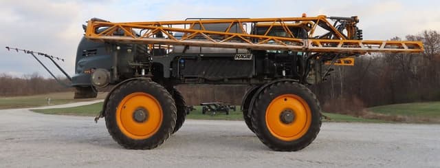 Image of Hagie STS16 equipment image 2