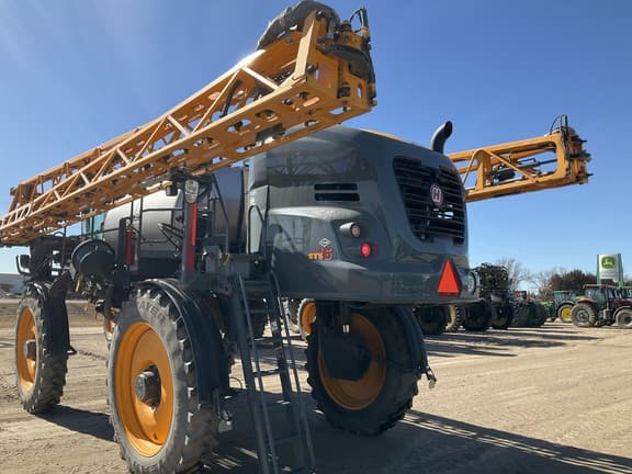 Image of Hagie STS16 equipment image 4