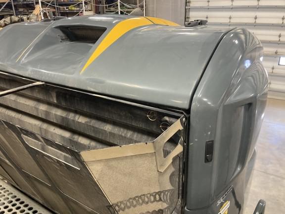 Image of Hagie STS16 equipment image 4