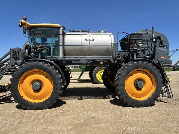 Image of Hagie STS16 equipment image 2