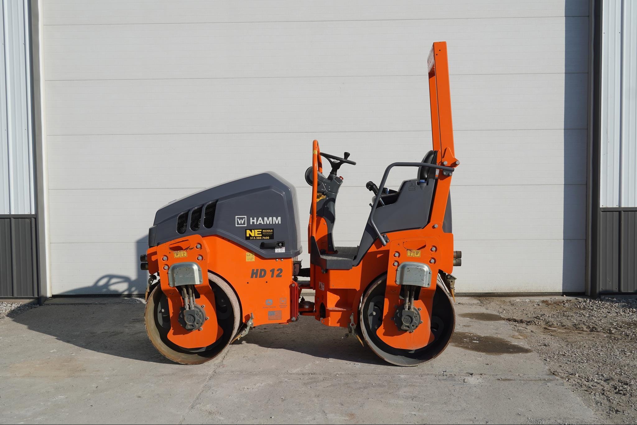 2021 Hamm HD12VV Equipment Image0