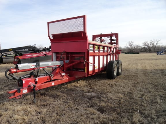 2021 H&S 4155 Equipment Image0