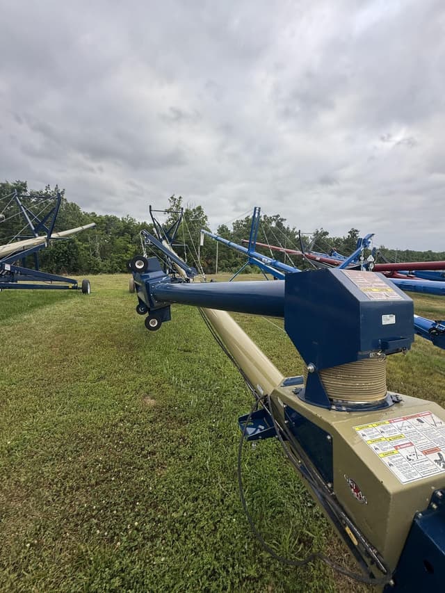 Image of Harvest by Meridian H1084XT equipment image 4
