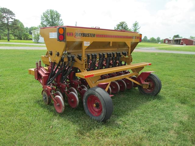 Image of Haybuster 107C equipment image 3