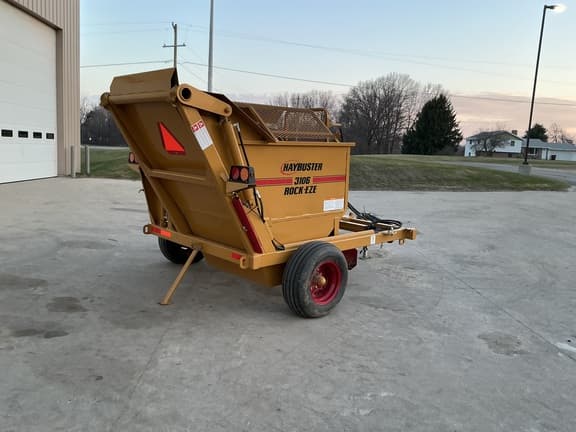Image of Haybuster 3106 Rock EZE equipment image 2
