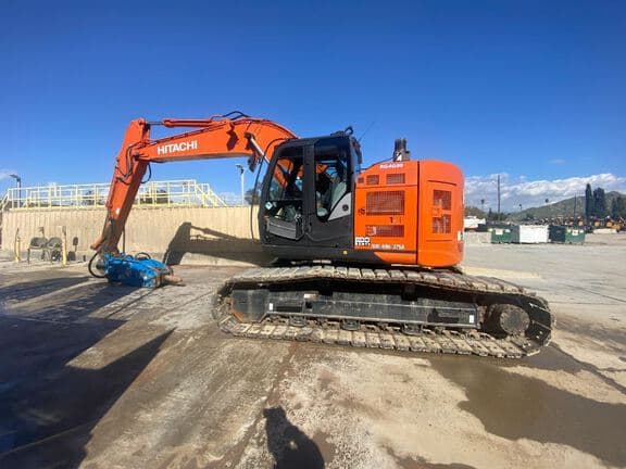 Image of Hitachi ZX245US LC-5 equipment image 2