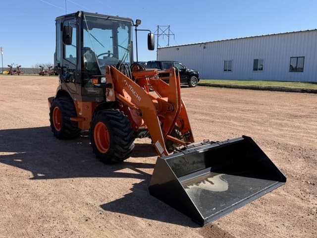 Image of Hitachi ZW50-5B equipment image 2