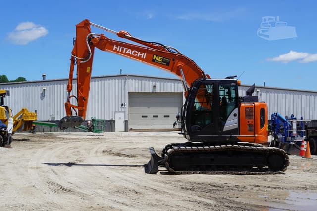 Image of Hitachi ZX135US-6 equipment image 1