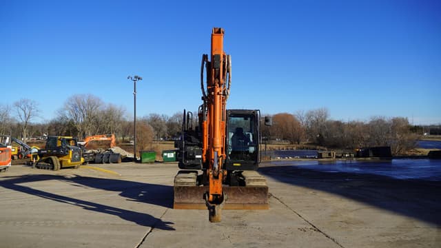 Image of Hitachi ZX135US-6 equipment image 3