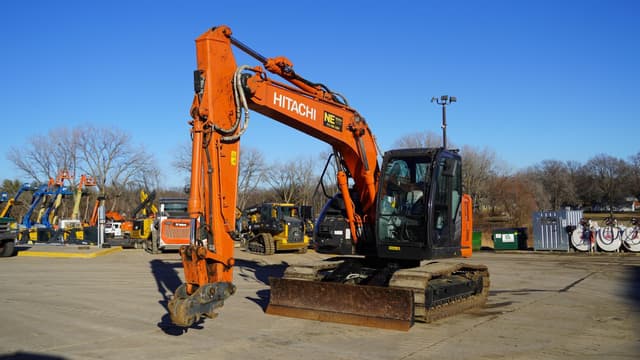 Image of Hitachi ZX135US-6 equipment image 1