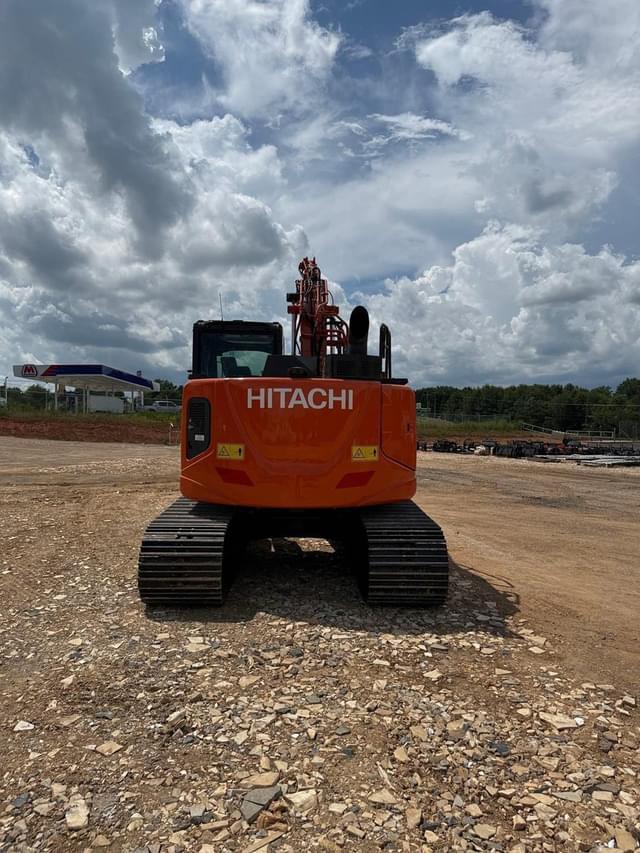 Image of Hitachi ZX135US-6 equipment image 4