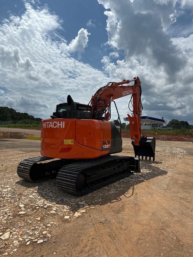Image of Hitachi ZX135US-6 equipment image 3