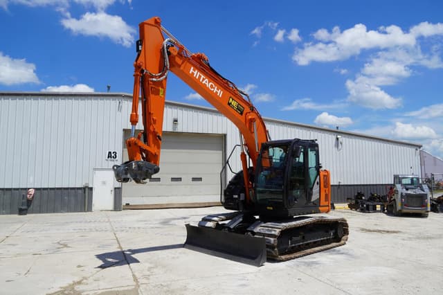 Image of Hitachi ZX135US-6 equipment image 3