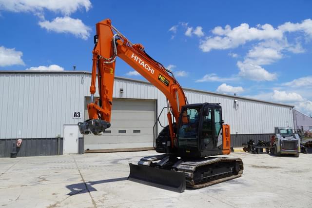 Image of Hitachi ZX135US-6 equipment image 4