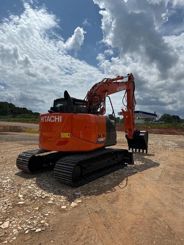 Image of Hitachi ZX135US-6 equipment image 3