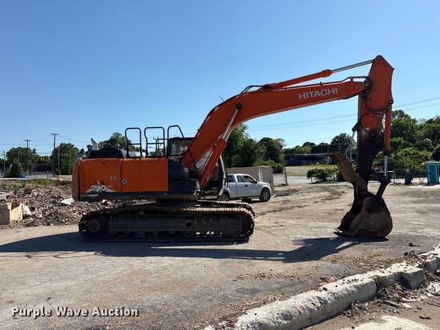 Image of Hitachi ZX210LC-6N equipment image 3