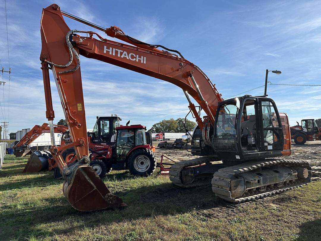 Image of Hitachi ZX225US-6 Primary image