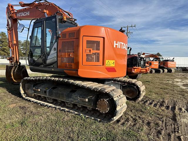 Image of Hitachi ZX225US-6 equipment image 3