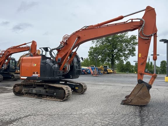 Image of Hitachi ZX225USRK equipment image 3