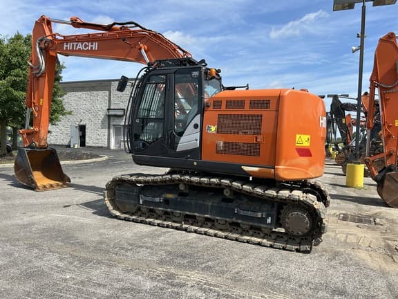 Image of Hitachi ZX225USRK equipment image 1
