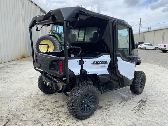 Image of Honda Pioneer 1000-5 equipment image 2