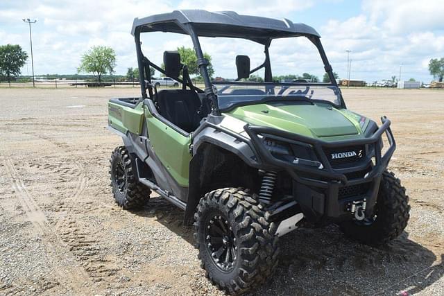 Image of Honda Pioneer 1000 equipment image 3