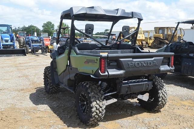 Image of Honda Pioneer 1000 equipment image 1