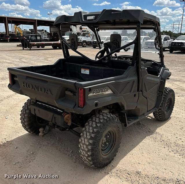 Image of Honda Pioneer 1000 equipment image 4