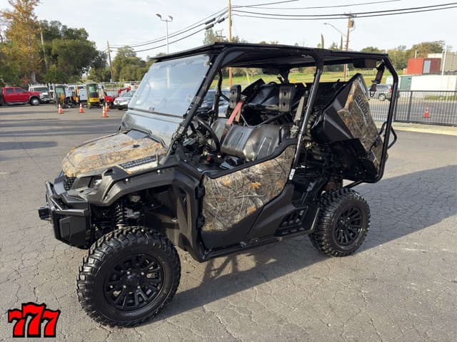 Image of Honda Pioneer 1000 equipment image 1