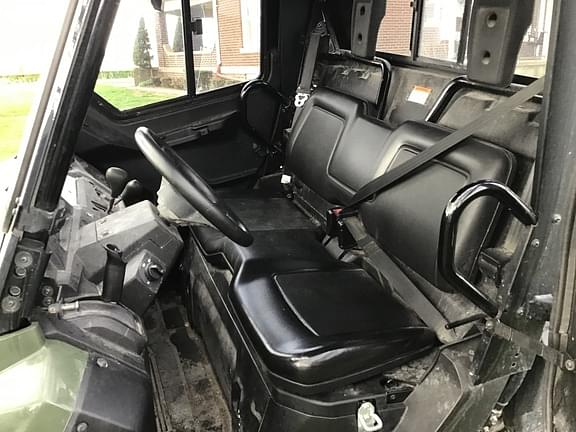 Image of Honda Pioneer 700-4 equipment image 1
