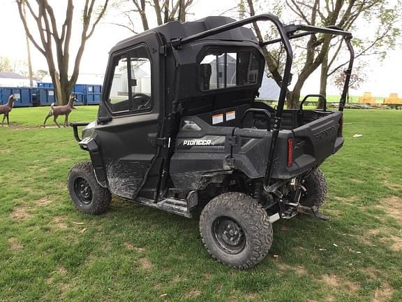 Image of Honda Pioneer 700-4 equipment image 4