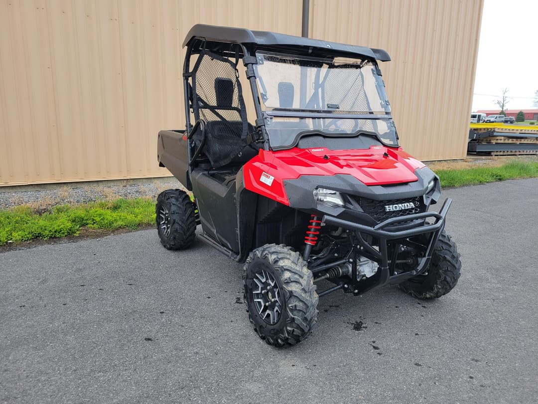 Image of Honda Pioneer 700 Deluxe Image 1