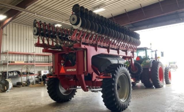 Image of Horsch AVATAR 40SD equipment image 4