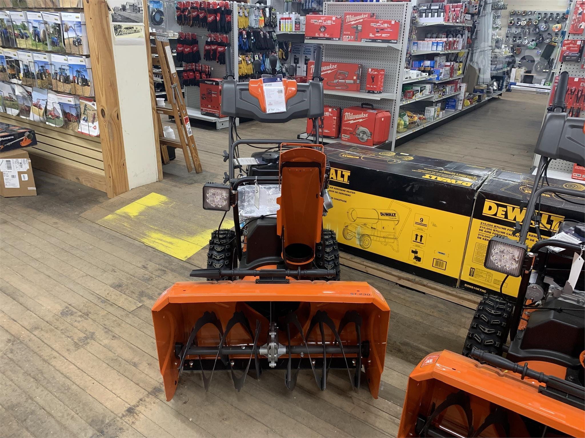 2021 Husqvarna Power ST 230 Equipment Image0