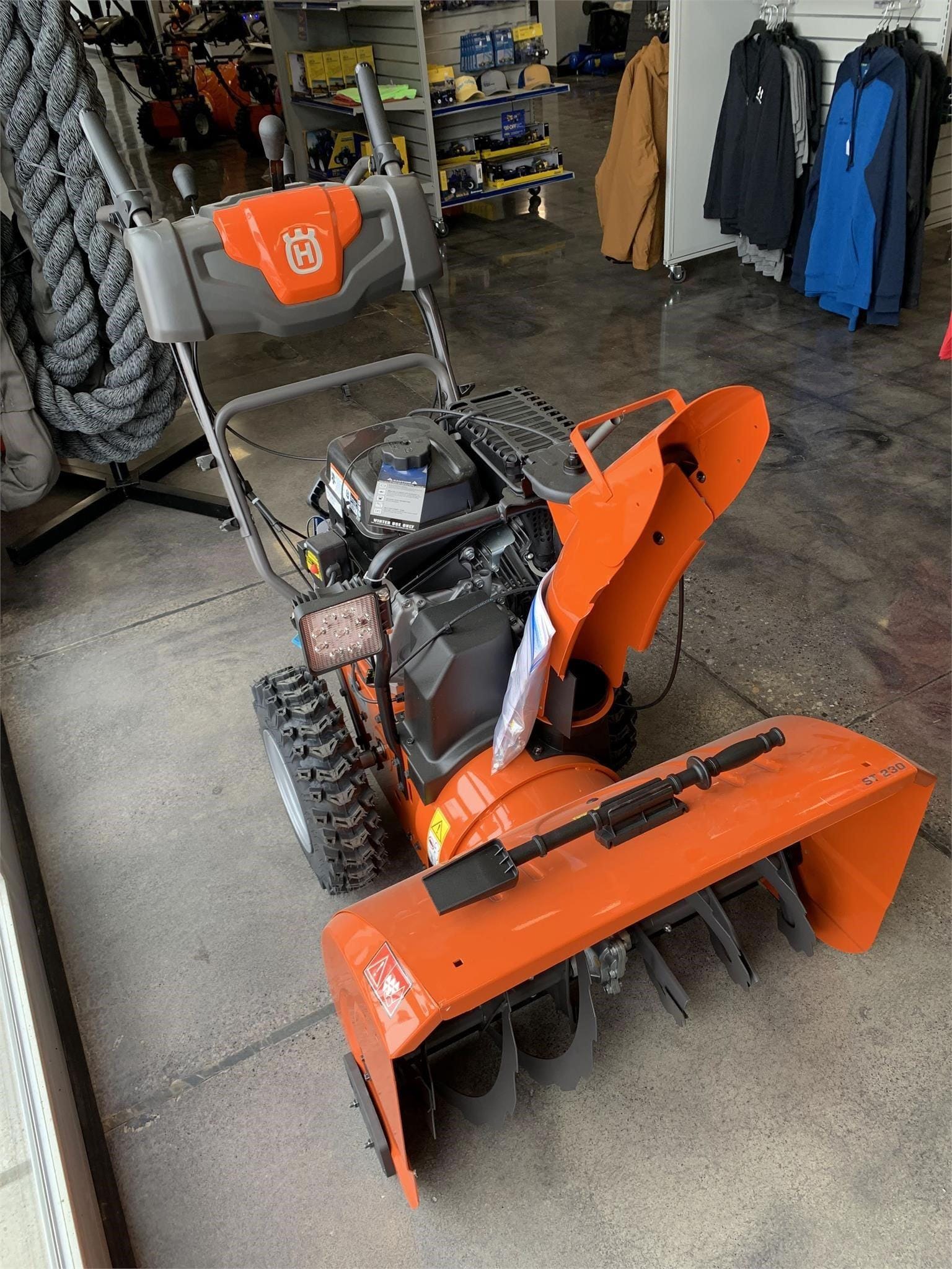 2021 Husqvarna Power ST 230 Equipment Image0