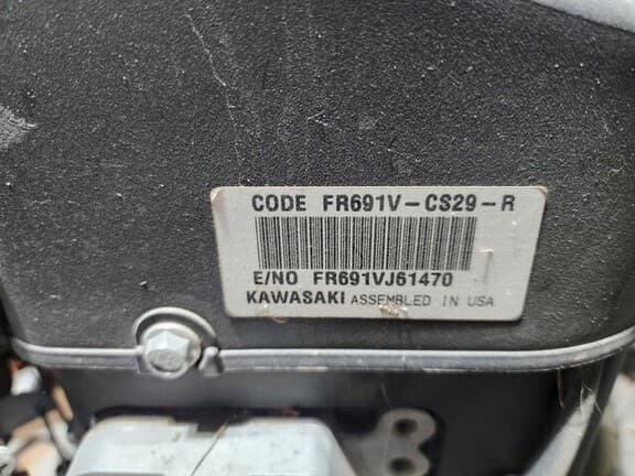 Image of Husqvarna Z254F equipment image 3