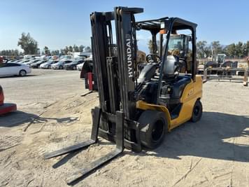 Main image Hyundai 30D-9