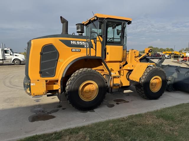 Image of Hyundai HL955AXT equipment image 4