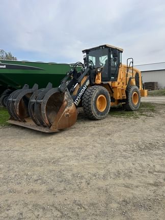 2021 Hyundai HL955TM Equipment Image0