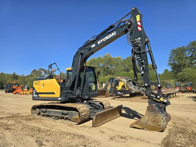 Image of Hyundai HX140AL equipment image 1