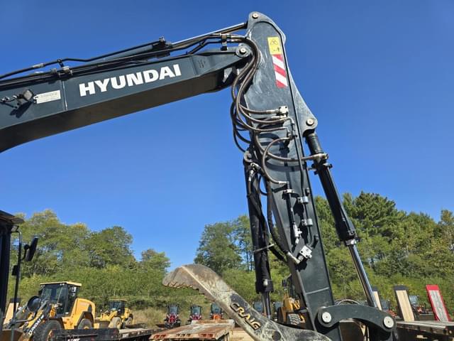Image of Hyundai HX140AL equipment image 3