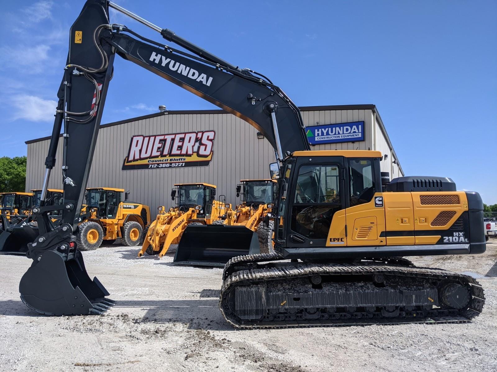 2021 Hyundai HX210AL Equipment Image0