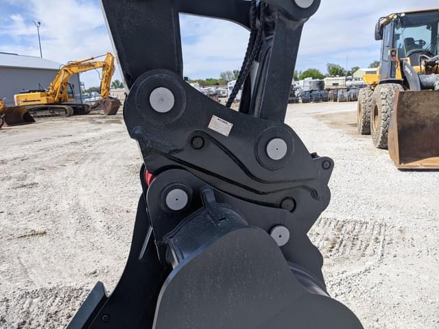 Image of Hyundai HX210AL equipment image 2