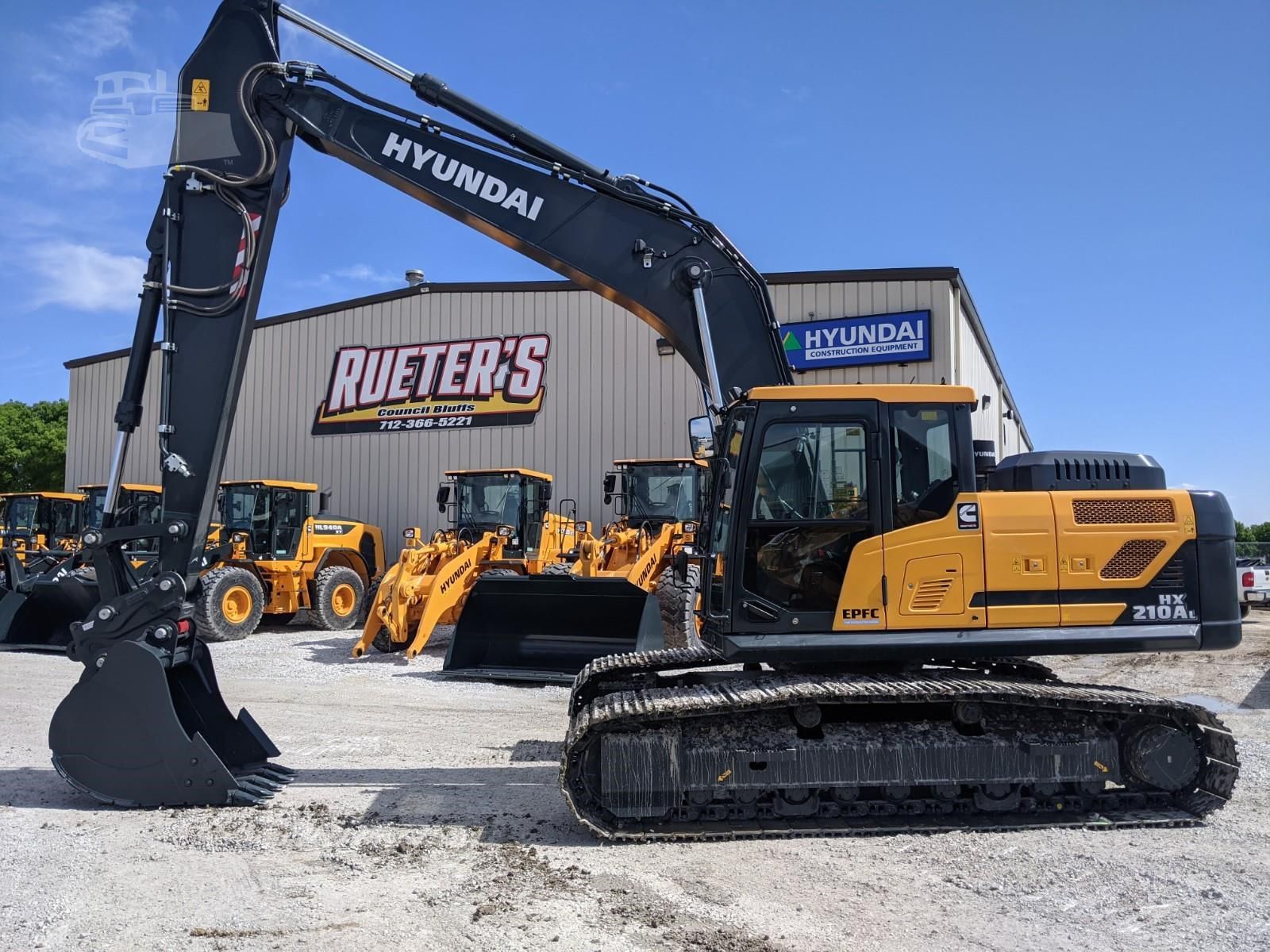 2021 Hyundai HX210AL Equipment Image0