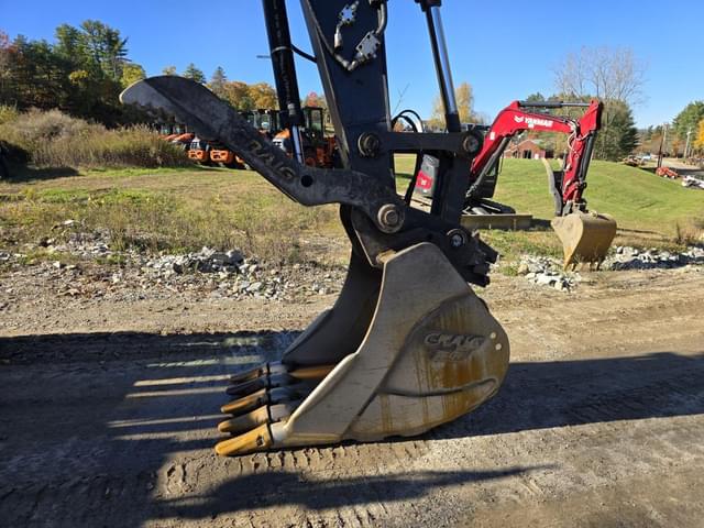 Image of Hyundai HX235A LCR equipment image 2