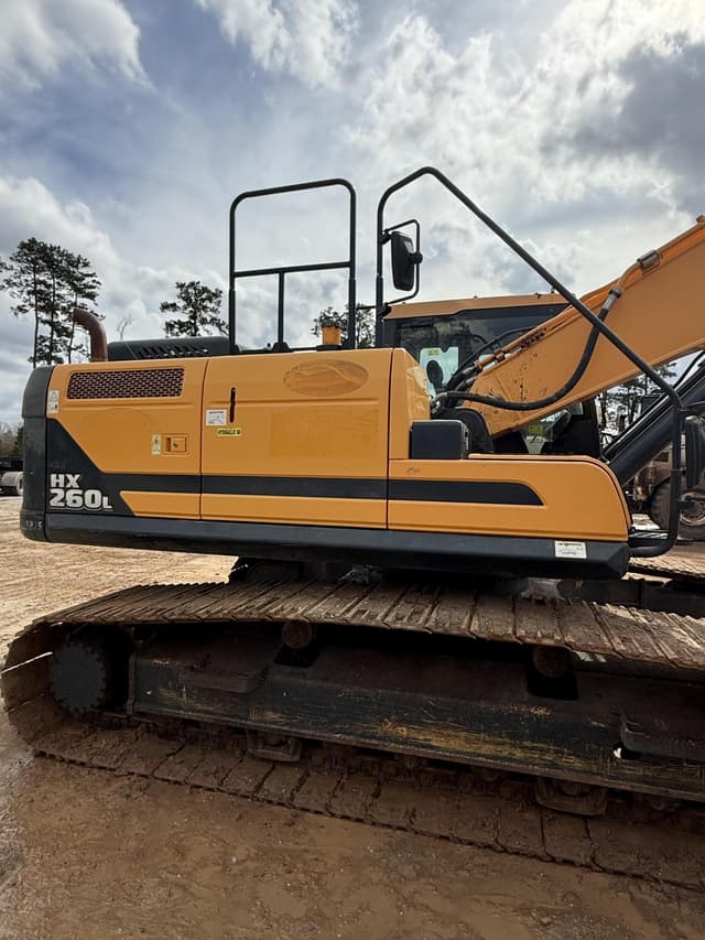 Image of Hyundai HX260L equipment image 1